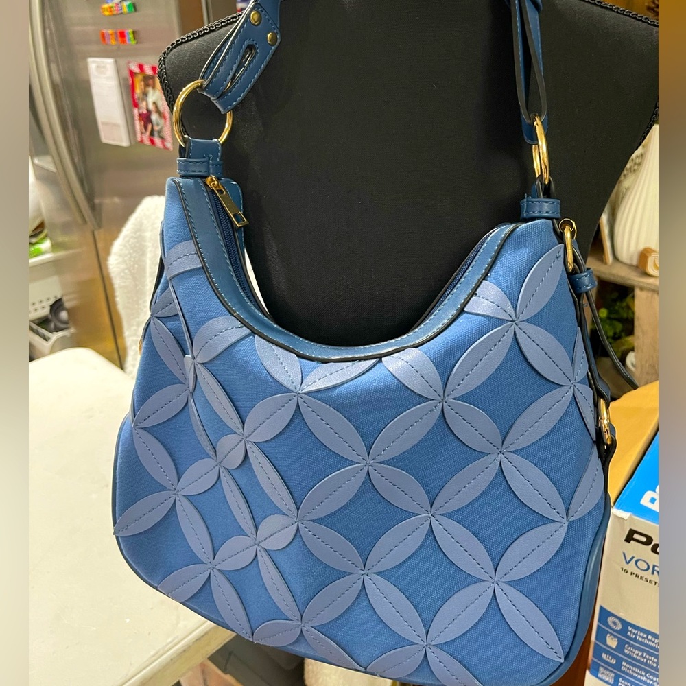 IGA HOBO Bag B-1